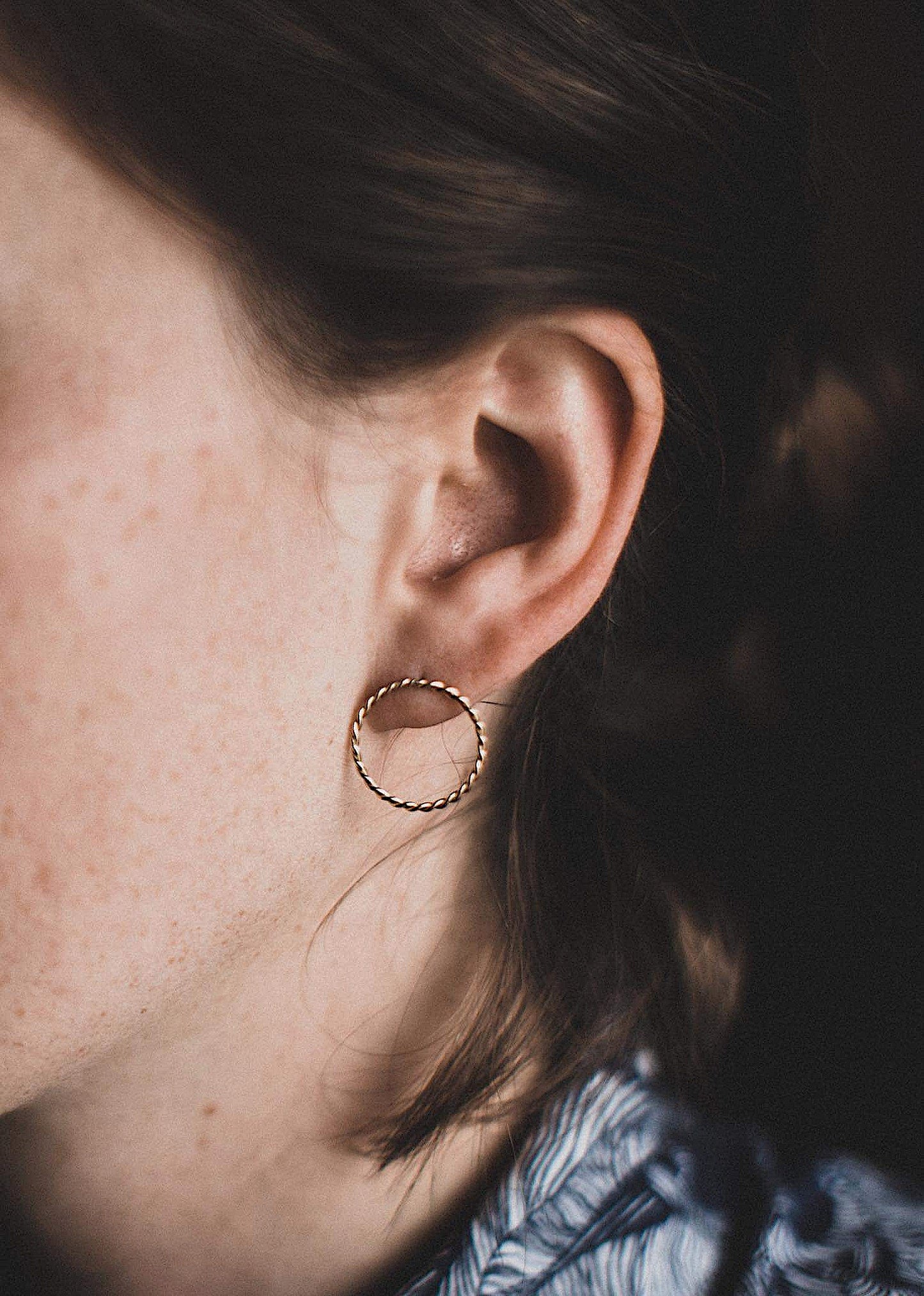 Boucles d’oreille Nanping
Bijoux faits main à Lyon
Créatrice / artisane de bijoux
En or 18 carats
Joaillerie responsable
Sur-mesure