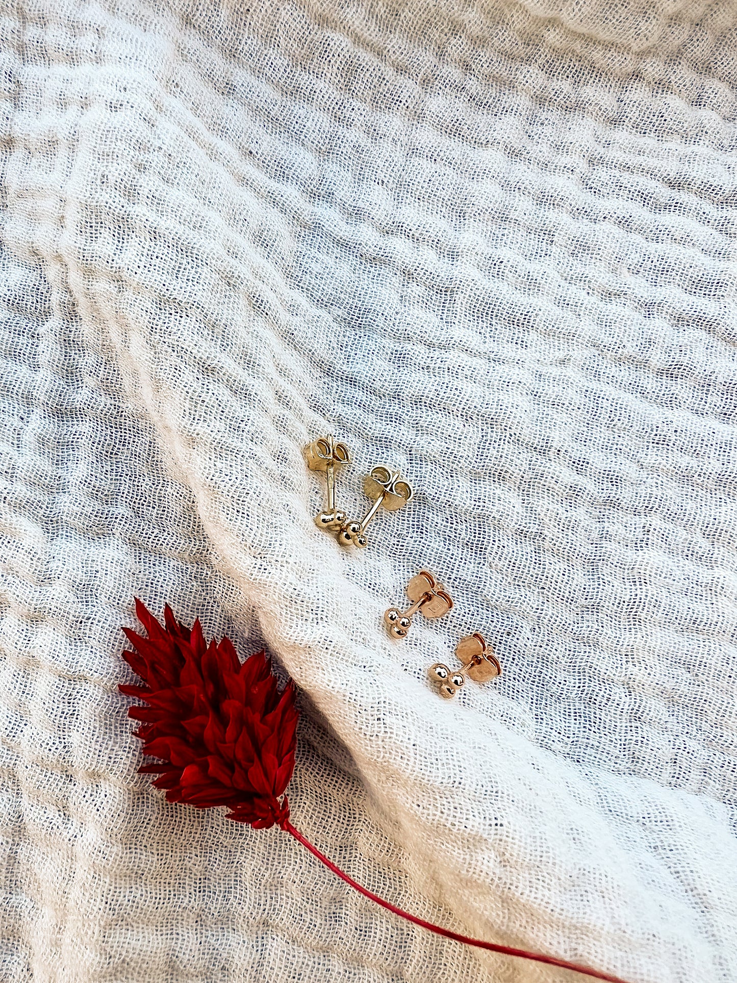 Boucle d’oreille boules - à l'unité